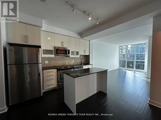 527 - 1169 QUEEN STREET W, Toronto (Little Portugal), Ontario M6J1J4