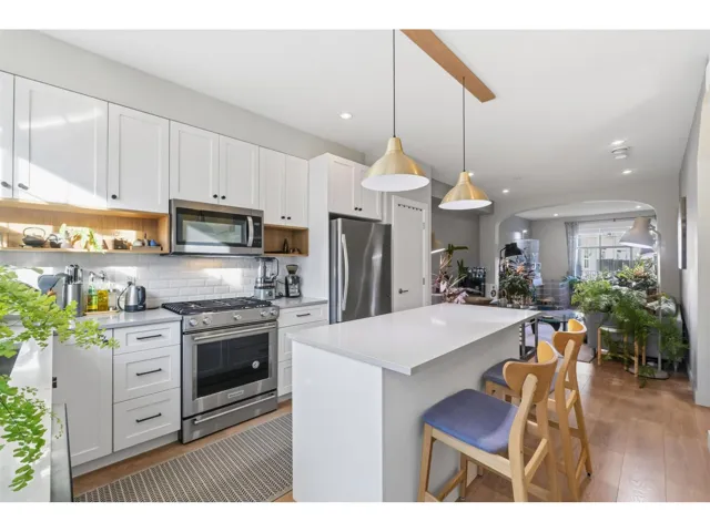 78 27735 ROUNDHOUSE DRIVE, Abbotsford, British Columbia V4X0B9