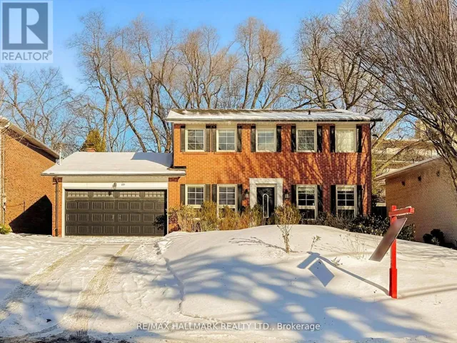 235 OLD YONGE STREET, Toronto (St. Andrew-Windfields), Ontario M2P1R5