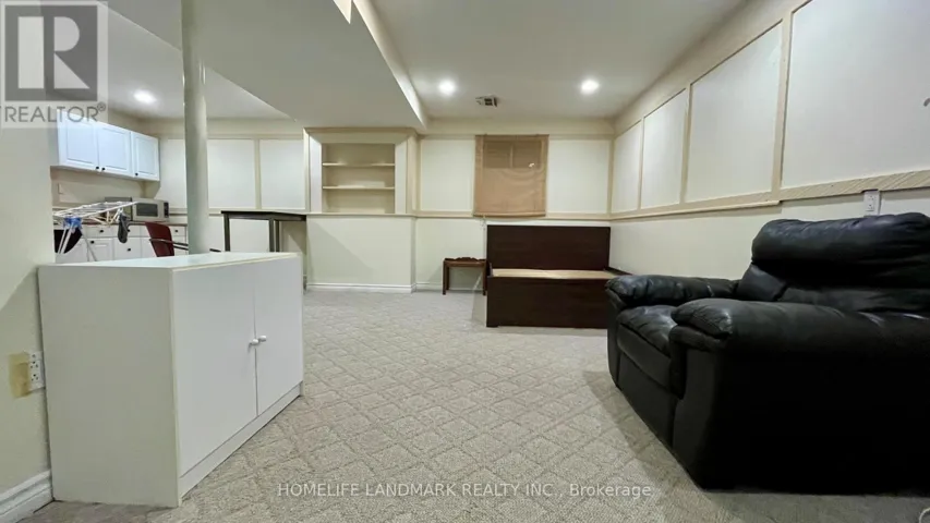 BSMT - 29 WEST BOROUGH STREET, Markham (Aileen-Willowbrook), Ontario L3T4V6
