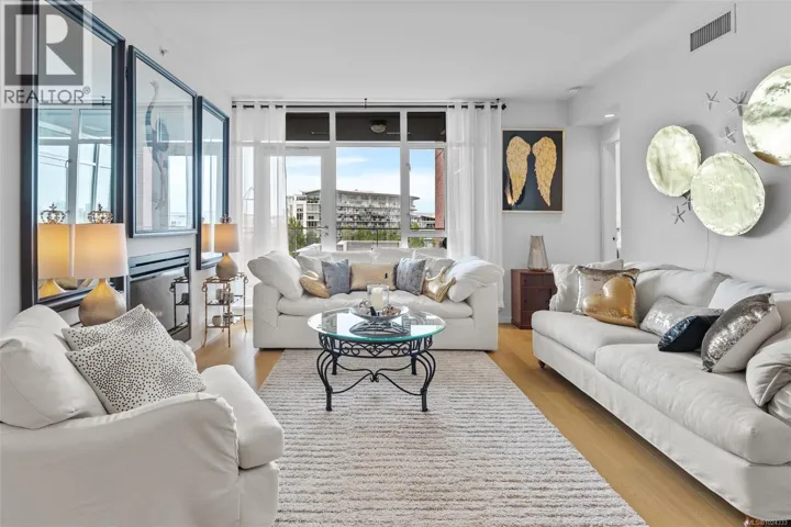 208 100 Saghalie Rd, Victoria, British Columbia V9A0A1