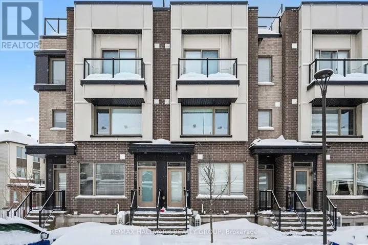 822 KINIW PRIVATE, Ottawa, Ontario K1K5A3