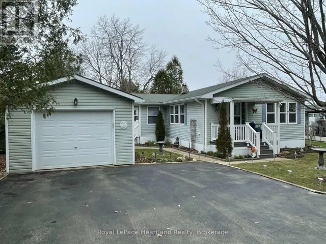 15 HURON LANE, Ashfield-Colborne-Wawanosh (Colborne), Ontario N7A3Y2