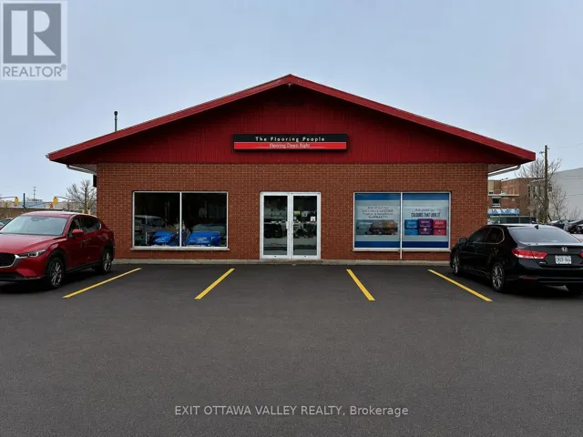 179 AGNES STREET, Pembroke, Ontario K8A0C7