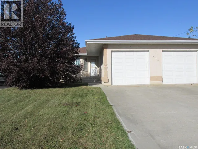 613 9th AVENUE W, Nipawin, Saskatchewan S0E1E0