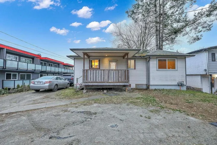 32774 7TH AVENUE, Mission, British Columbia V2V2C1