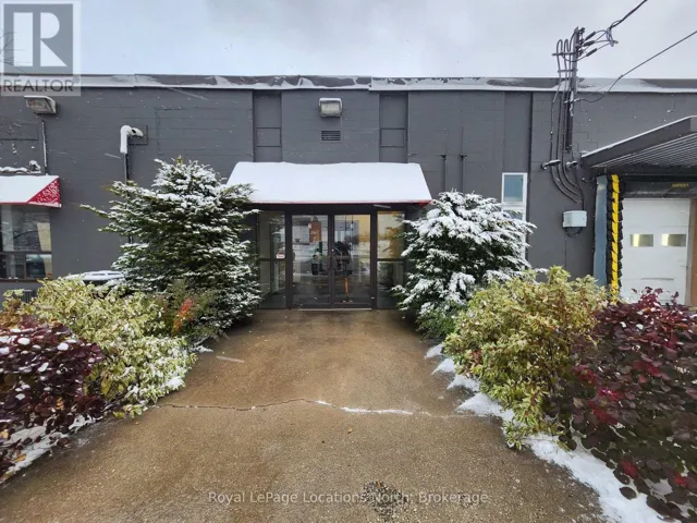 UNIT 2 - 101 PRETTY RIVER PARKWAY S, Collingwood, Ontario L9Y4M8