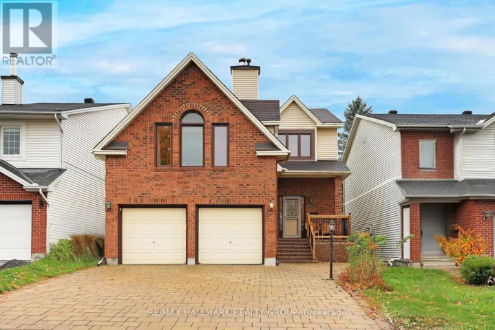 6 ROBINA AVENUE, Ottawa, Ontario K2H9R3