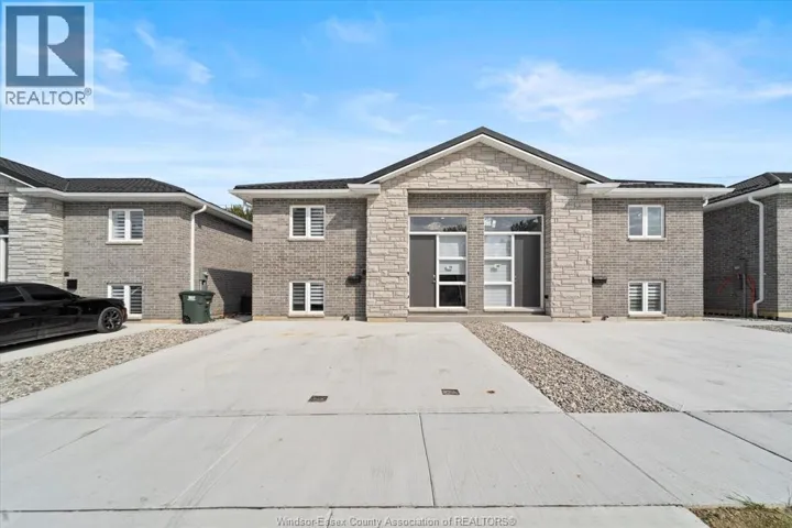 42 MAPLE, Kingsville, Ontario N9Y1L8