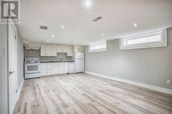 LOWER LEVEL - 115 RANGOON ROAD, Toronto (Eringate-Centennial-West Deane), Ontario M9C4P3