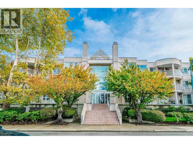 304 7700 GILBERT ROAD, Richmond, British Columbia V7C3W2