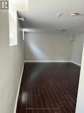 66 LEACREST STREET, Brampton (Westgate), Ontario L6S3K6