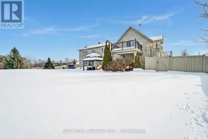 2500 LOOKOUT DRIVE, Ottawa, Ontario K4C1S3