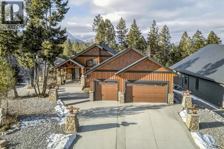 2596 LEDGEROCK Ridge, Invermere, British Columbia V0A1K6