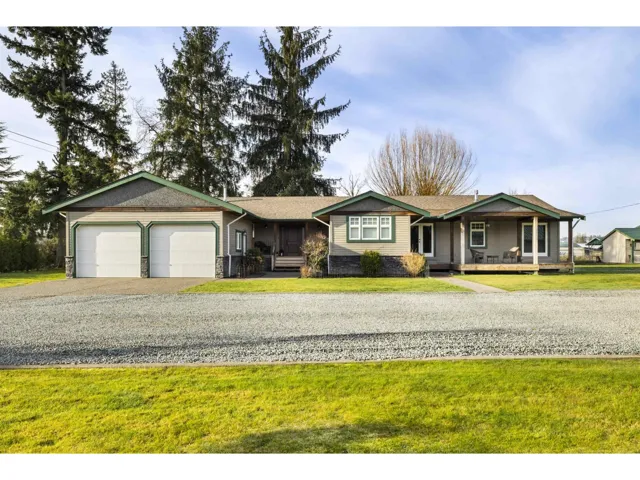 22285 64 AVENUE, Langley, British Columbia V2Y2N8