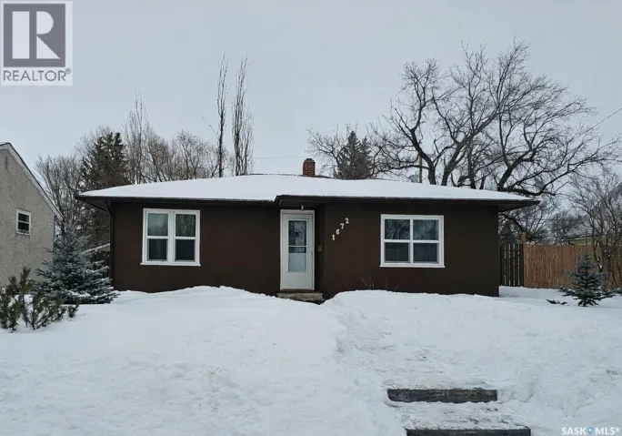 1672 103rd STREET, North Battleford, Saskatchewan S9A1L7