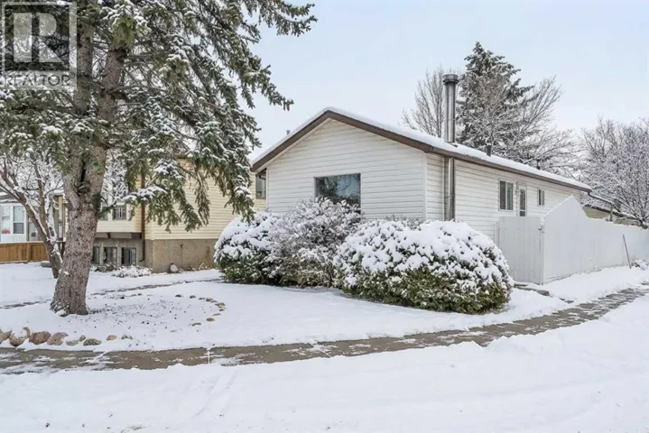 218 Pinemeadow Road NE, Calgary, Alberta T1Y4N9
