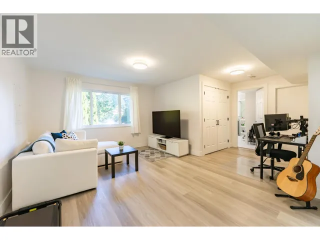 Garden Suite-4605 PRIME STREET, North Vancouver, British Columbia V7K2R5