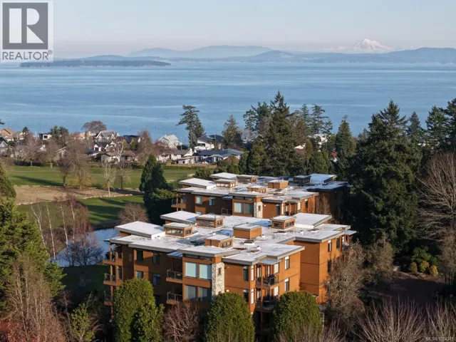 108 5329 Cordova Bay Rd, Saanich, British Columbia V8Y2L3