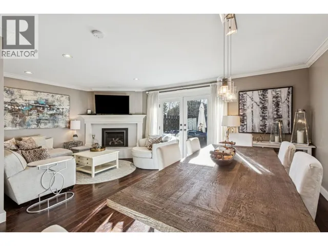 4687 HOSKINS ROAD, North Vancouver, British Columbia V7K2R3