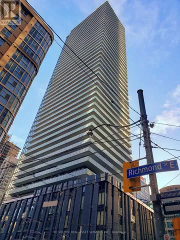 2004 - 25 RICHMOND STREET E, Toronto (Church-Yonge Corridor), Ontario M5C0A6