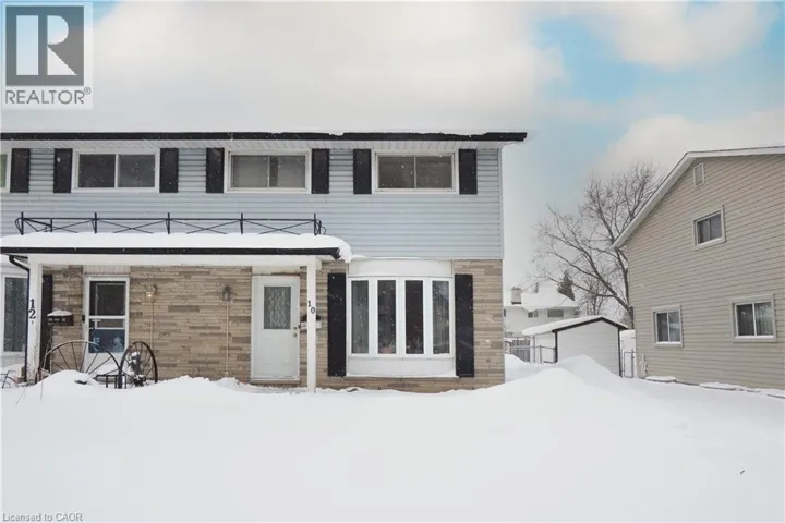 10 BALFOUR Crescent, Kitchener, Ontario N2C1Z5