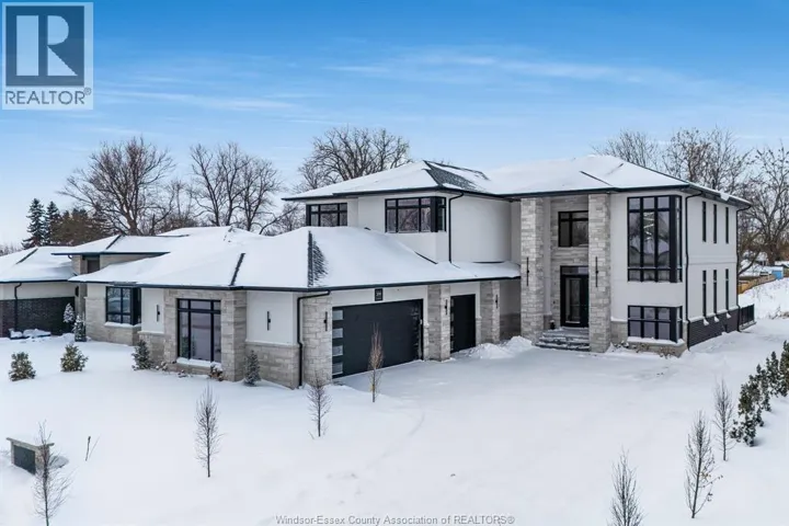 200 Grandview AVENUE, Kingsville, Ontario N9Y0C7