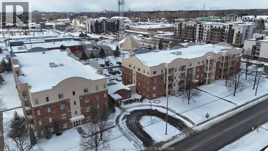 5995 ELLIS Unit# 203, LaSalle, Ontario N9H1H3