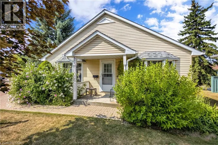 375 SILVERBIRCH Boulevard, Hamilton, Ontario L0R1W0
