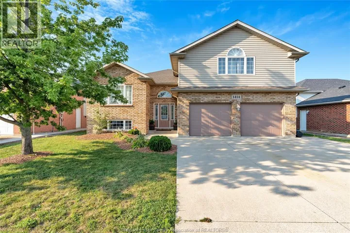 1414 GIRARD DRIVE, Lakeshore, Ontario N0R1A0