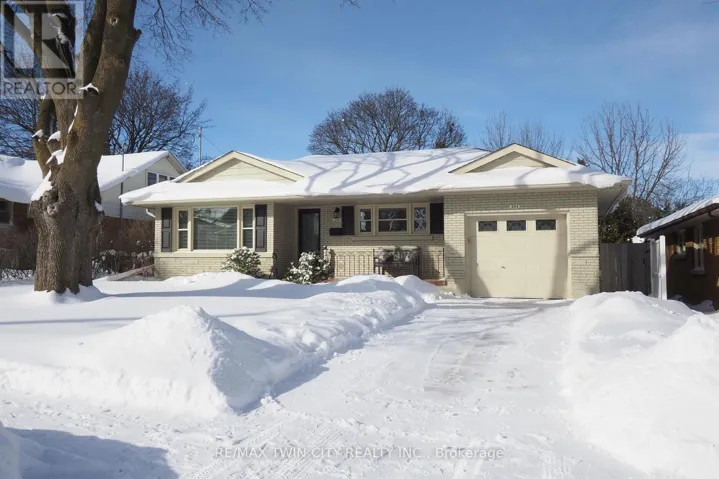 204 RODNEY STREET, Waterloo, Ontario N2J1G5