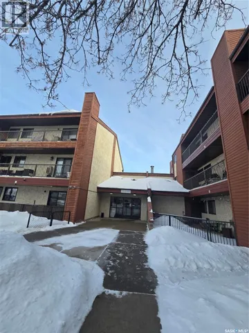 318 3308 33rd STREET W, Saskatoon, Saskatchewan S7L6S6