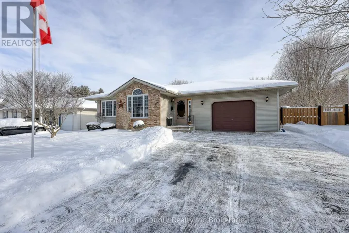 24 LORRAINE AVENUE, Tillsonburg, Ontario N4G4V3