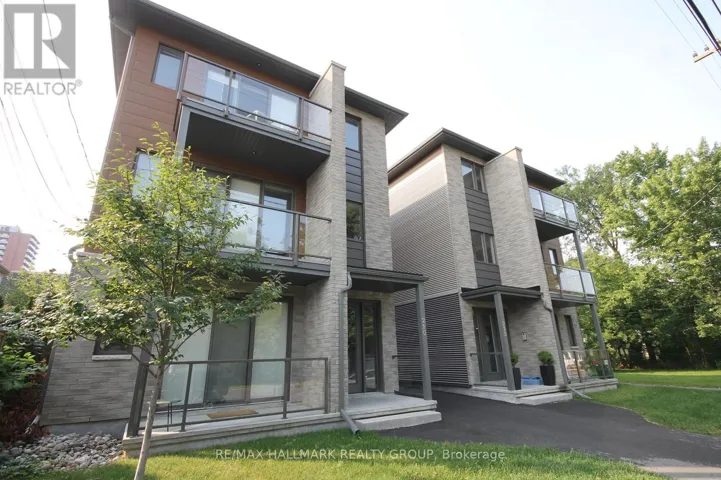 3 - 210 CLARE STREET, Ottawa, Ontario K1Z7C9