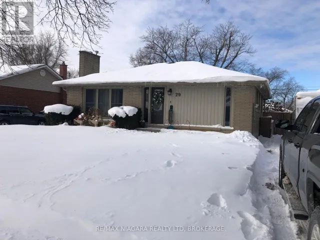 LOWER - 29 WOODCROFT CRESCENT, Welland (Prince Charles), Ontario L3C2H6