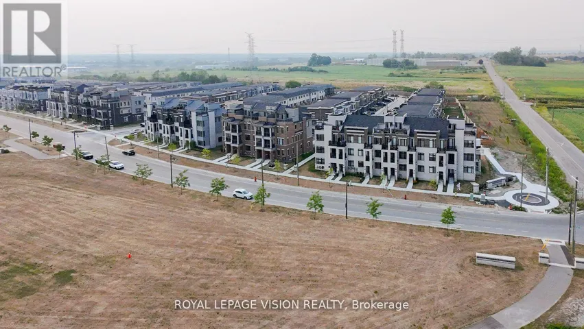 74 CASPIAN SQUARE, Clarington (Bowmanville), Ontario L1C7G4