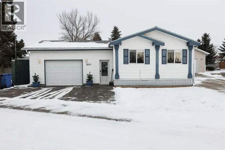 3217 31 Street S, Lethbridge, Alberta T1K7K1