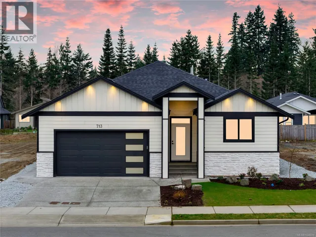 713 Beaver Creek Blvd, Campbell River, British Columbia V9W0B6
