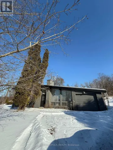 3975 KINSALE ROAD, Pickering, Ontario L1Y1E3