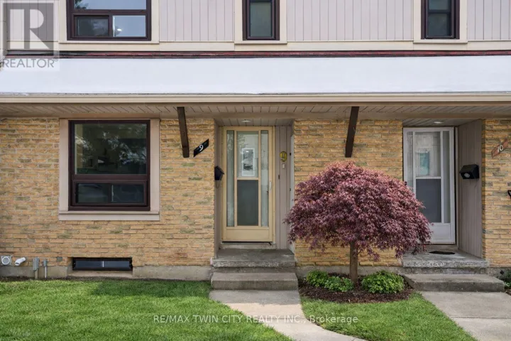9 - 280 THALER AVENUE, Kitchener, Ontario N2A1R6