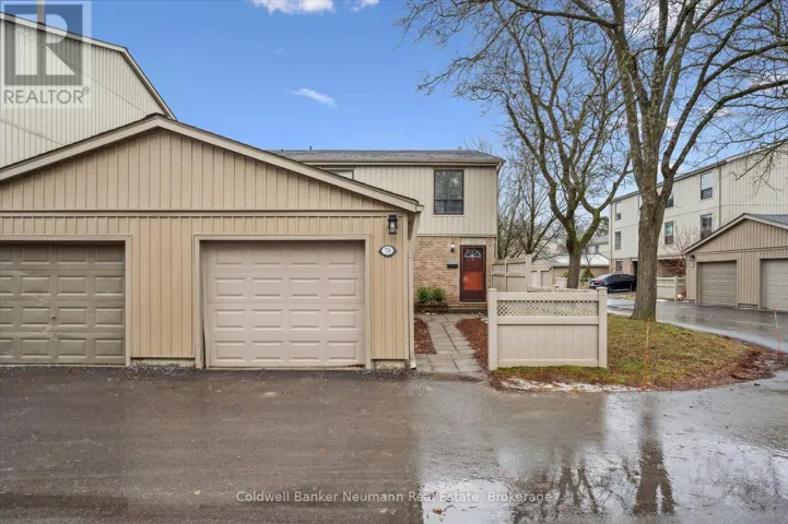 79 JANEFIELD AVENUE, Guelph (Dovercliffe Park/Old University), Ontario N1G2L4