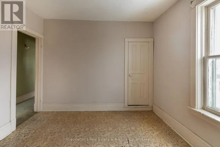 780