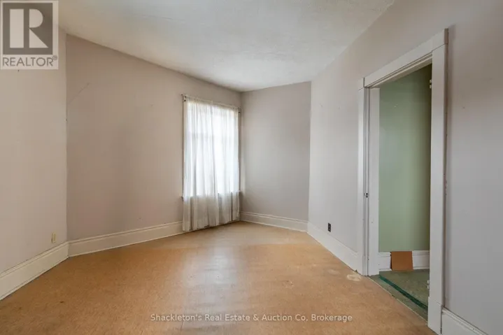 780