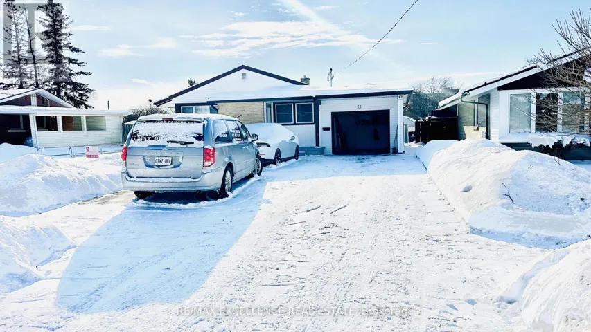 35 SIEBERT AVENUE, Kitchener, Ontario N2C2A5