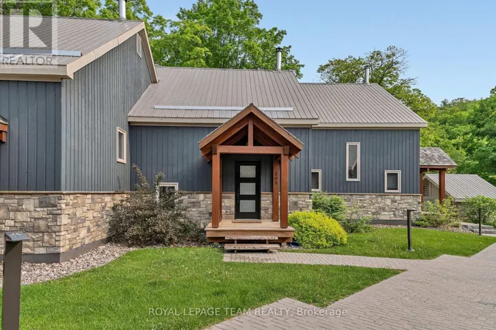203 - 65 MARY JOANNE DRIVE, Greater Madawaska, Ontario K0J1H0
