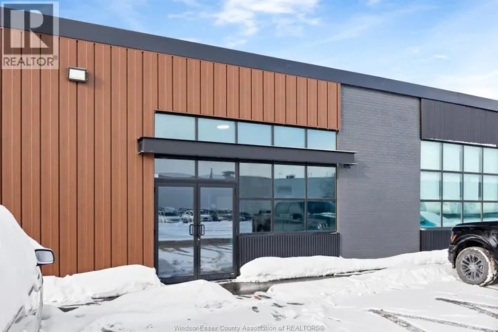 2556 CENTRAL AVENUE Unit# 1B, Windsor, Ontario N8W4J5