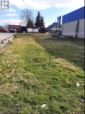 889 DUNDAS STREET, Woodstock (Woodstock - North), Ontario N4S1G9