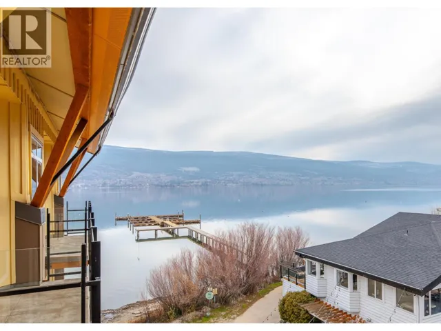 13011 LAKESHORE Drive Unit# 352, Summerland, British Columbia V0H1Z1