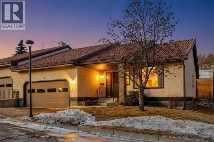 8, 118 Strathcona Road SW, Calgary, Alberta T3H1P3