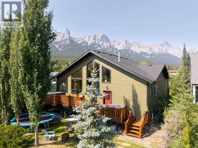 1712 11th Avenue, Canmore, Alberta T1W1V2